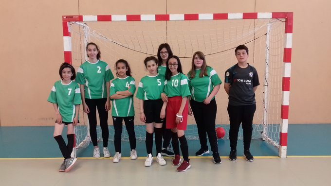 Futsal feminin-min.jpg